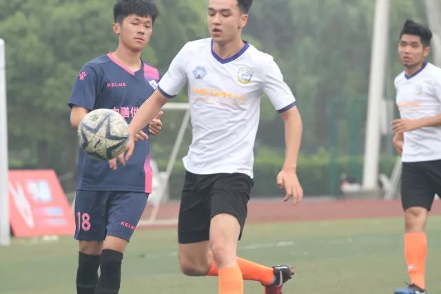 赵继伟22+10张镇麟33分辽宁胜广州 崔永熙16分