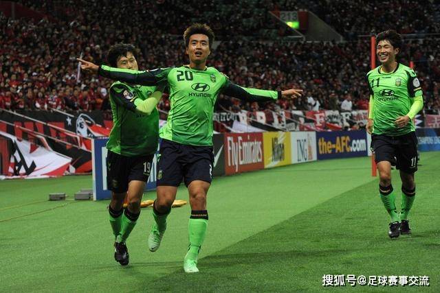 2026北京亦庄人形机器人半程马拉松举行排位赛